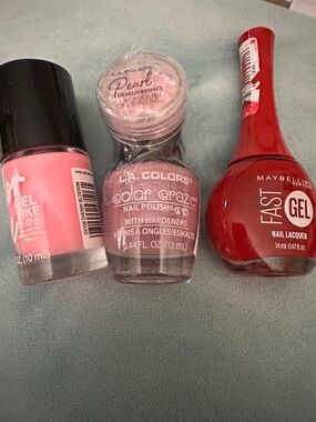 3 Nail Polishes,New